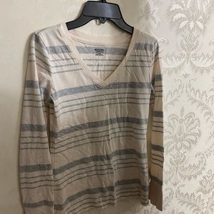 long sleeve comfy soft striped v-neck shirt